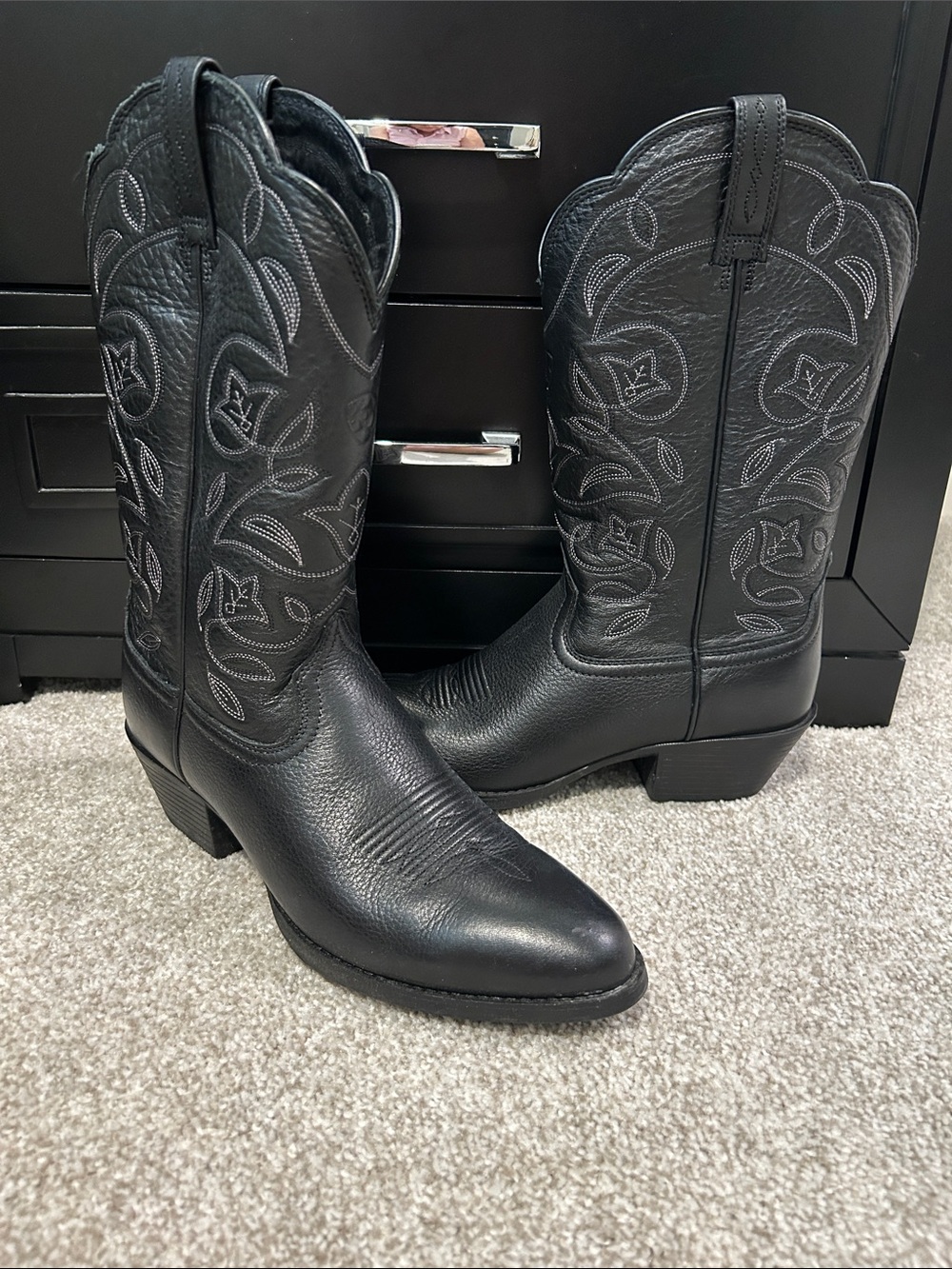 Ariat Women's Black Embroidered Western Heeled Boots
